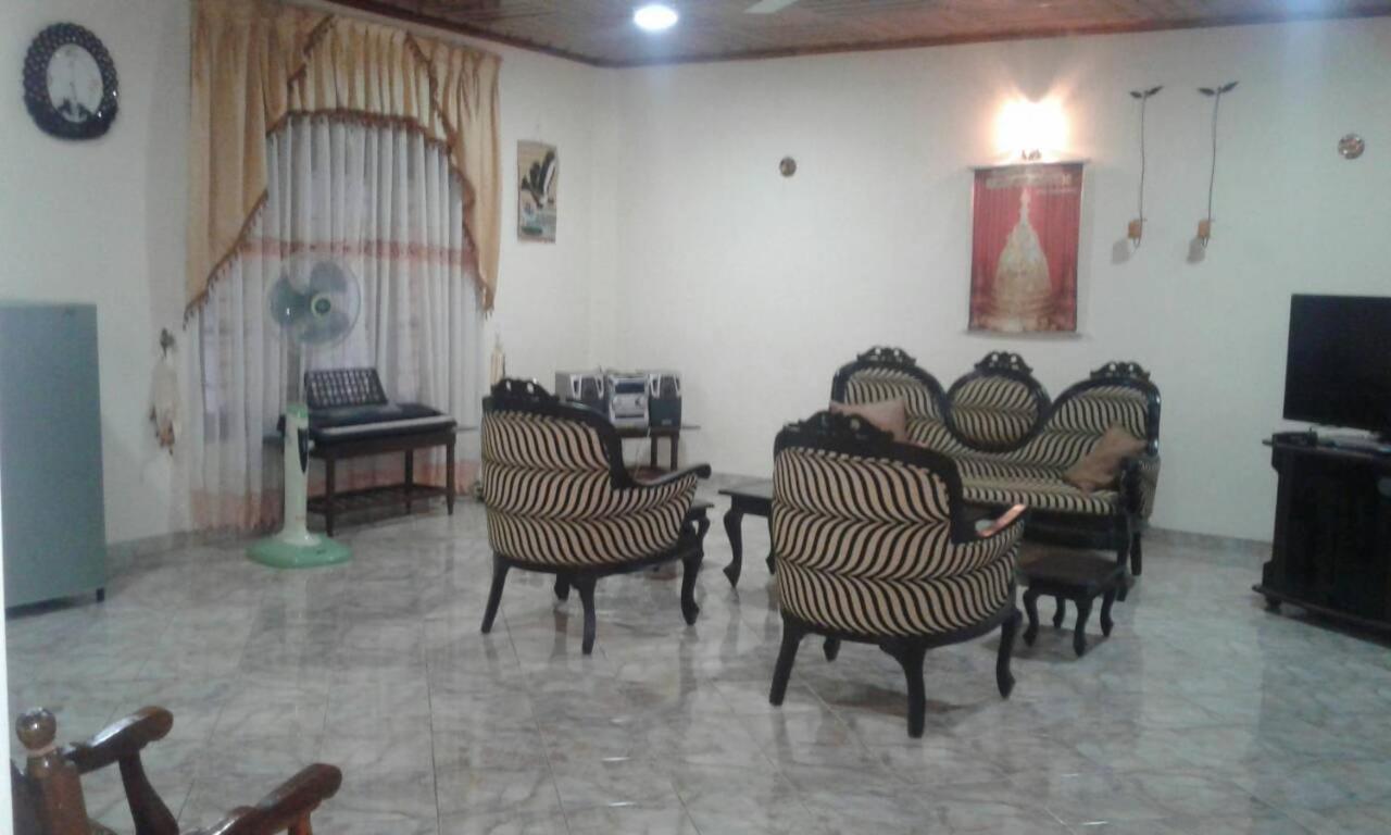 Jaya Home Stay タンガラ エクステリア 写真