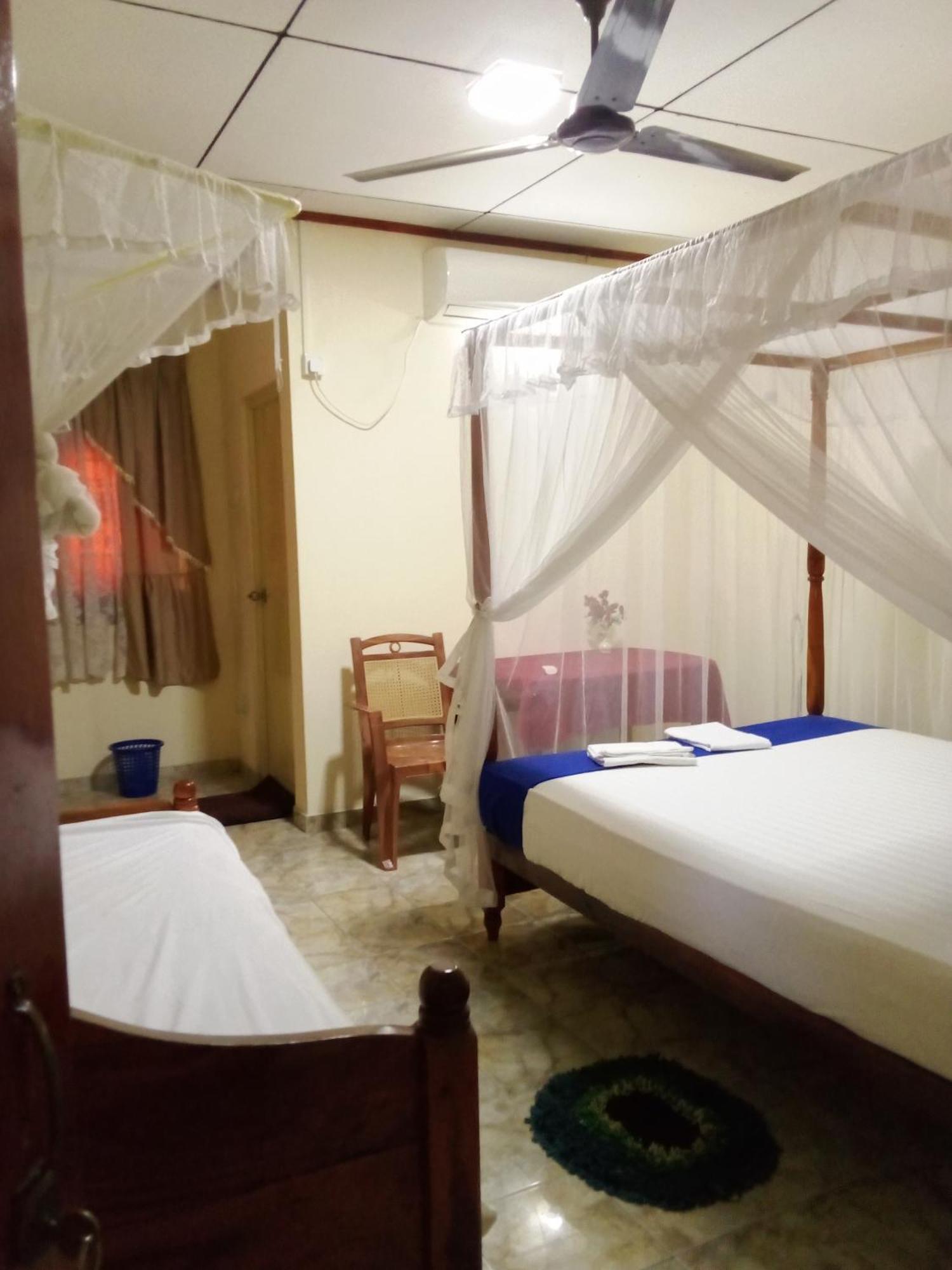 Jaya Home Stay タンガラ 部屋 写真