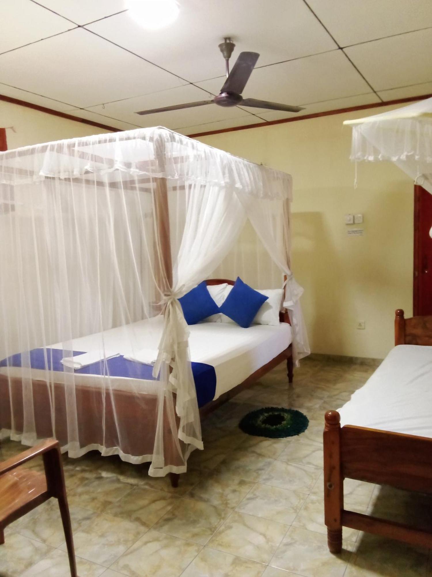 Jaya Home Stay タンガラ エクステリア 写真