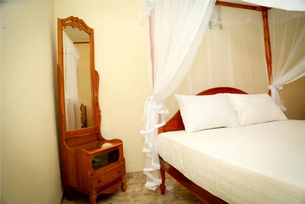 Jaya Home Stay タンガラ エクステリア 写真